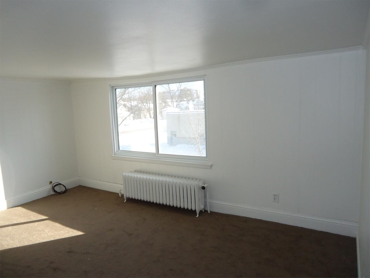 209 10TH ST S - Photo 5 of 9