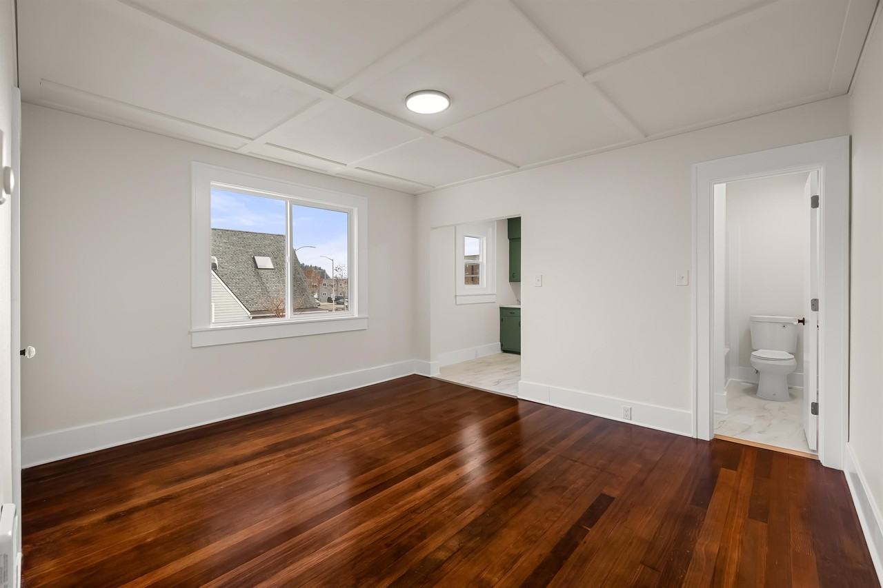 Mayflower 112 East 1st Street - Photo 5 of 50