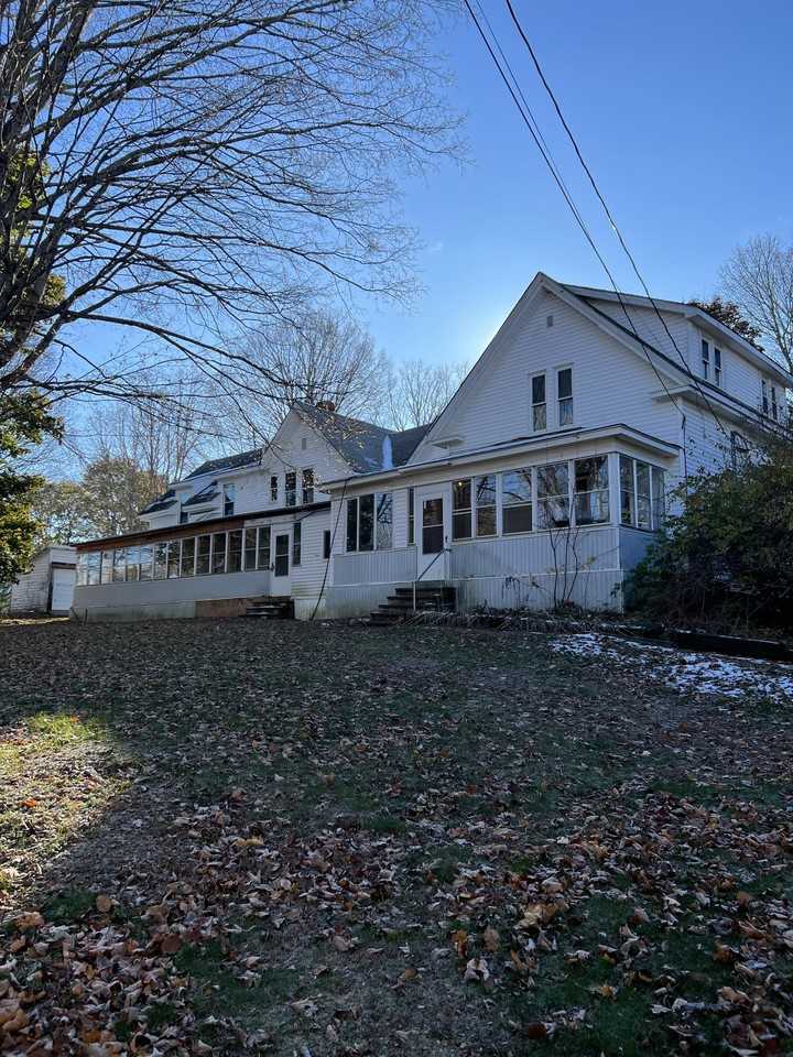 79 Maple Street - Photo 2 of 7