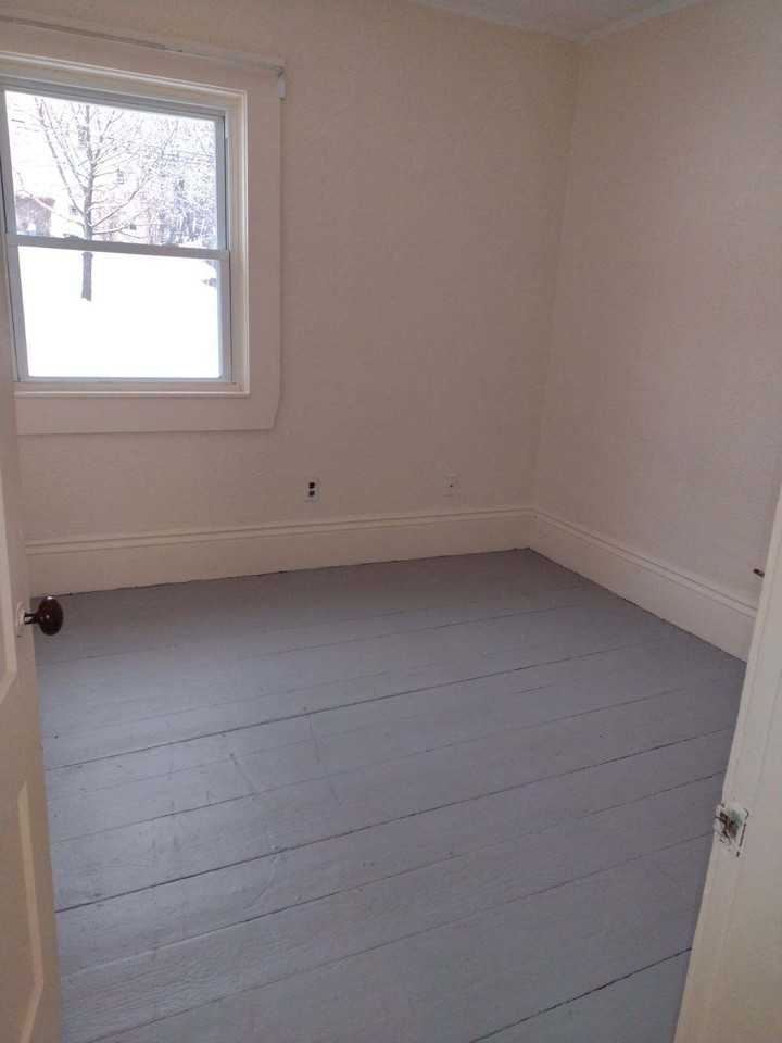 55 Center Street - Photo 3 of 7