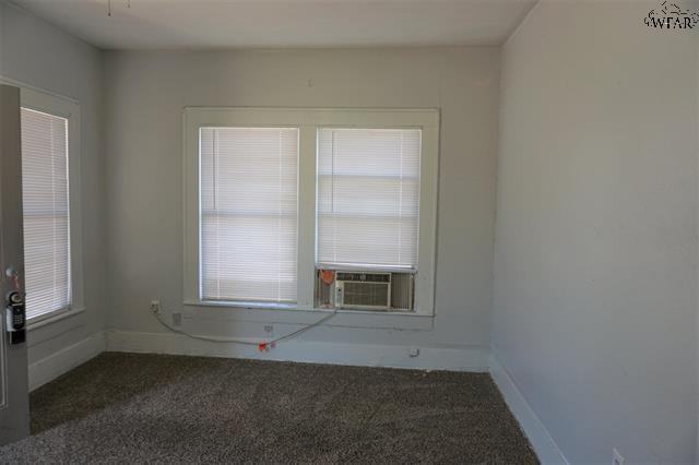 Buchanan 2409 - Photo 3 of 14