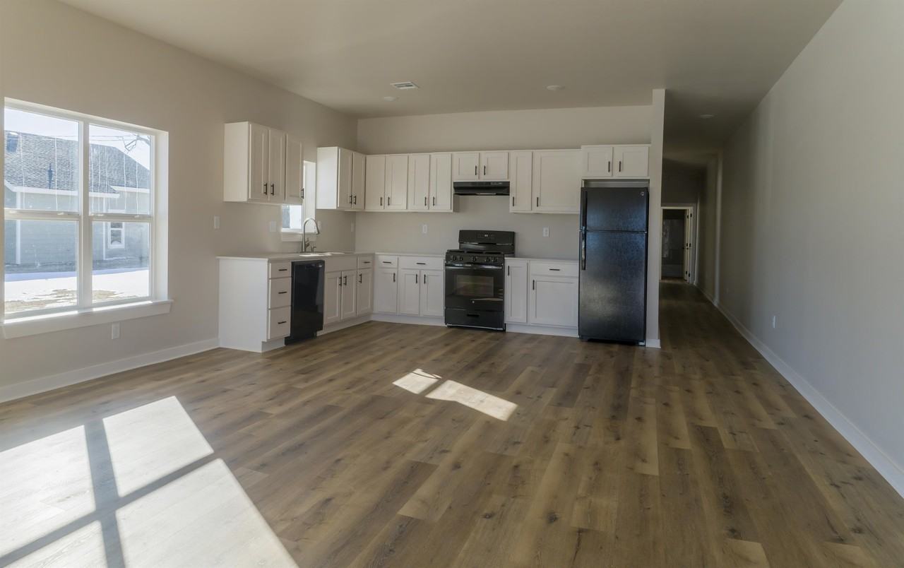 Ark Valley Flats - 28585 CR 24.6 - Photo 2 of 10