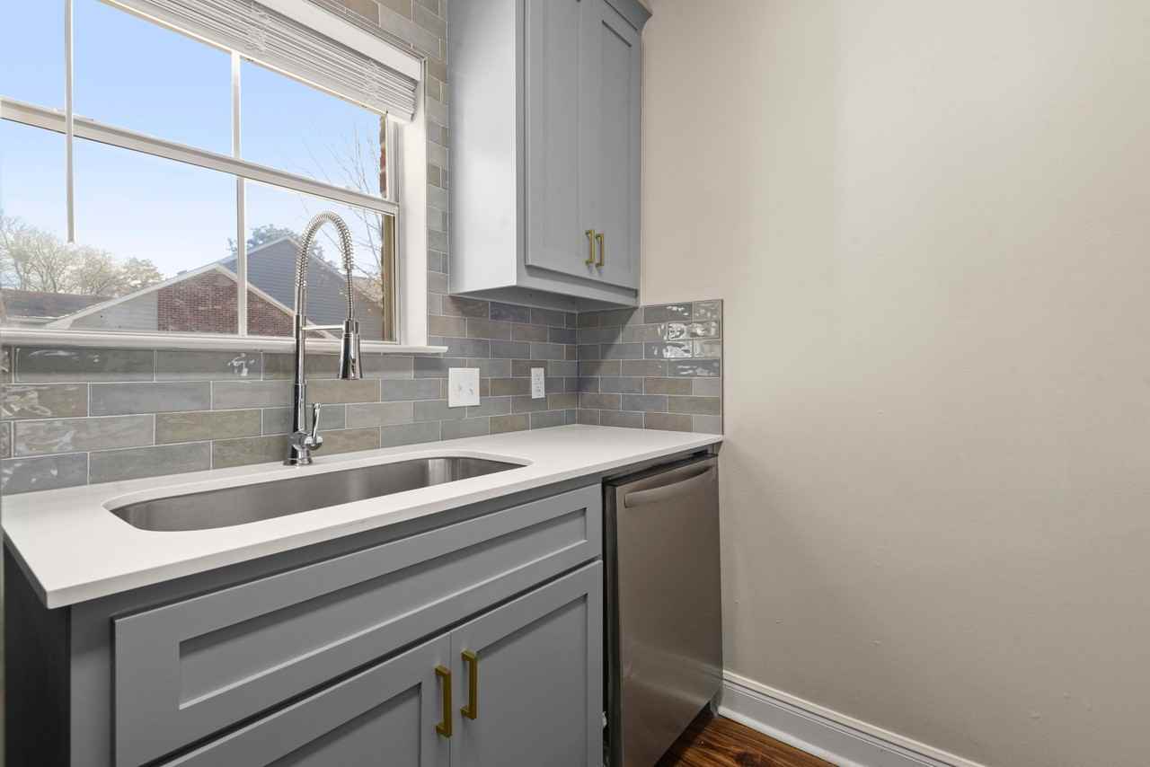 13603 Minton Lane - Photo 3 of 11