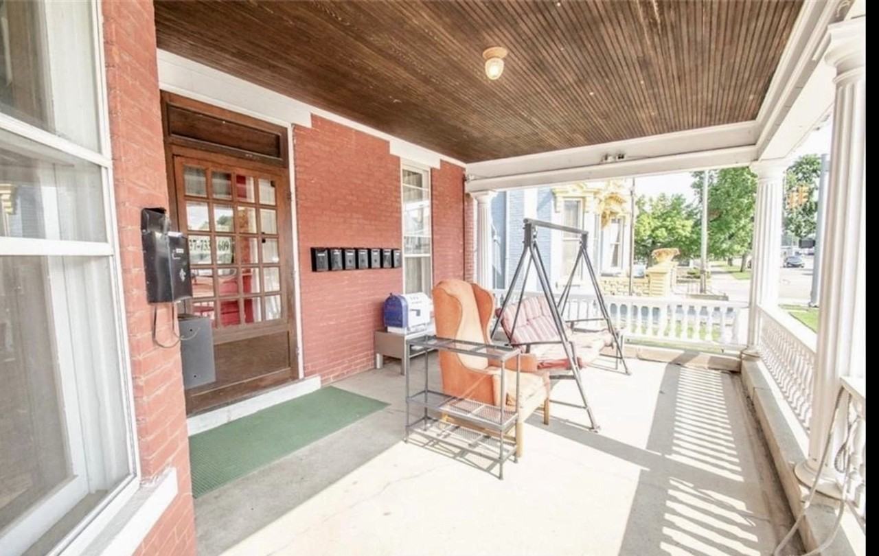 325 N Barron St (HHELLC) - Photo 5 of 13