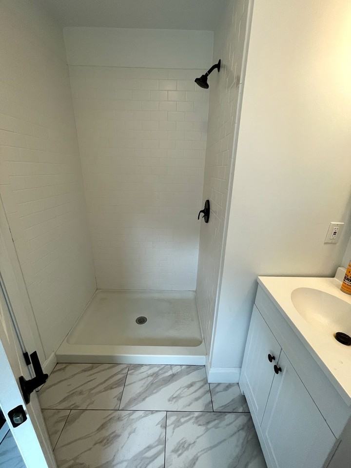 19 East Transit Street - Photo 6 of 14