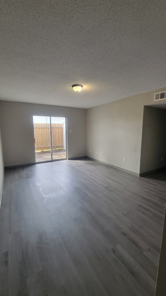 1704 Anderson Street - Photo 3 of 35