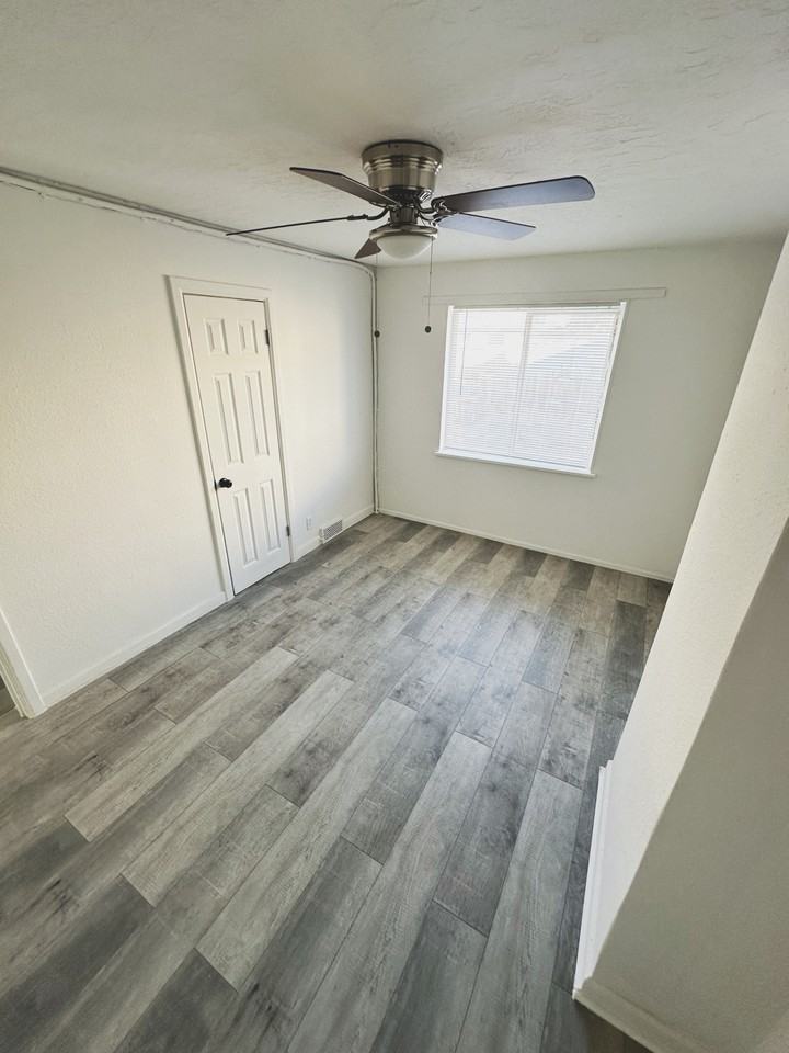 Provo 8 Plex - Photo 5 of 28