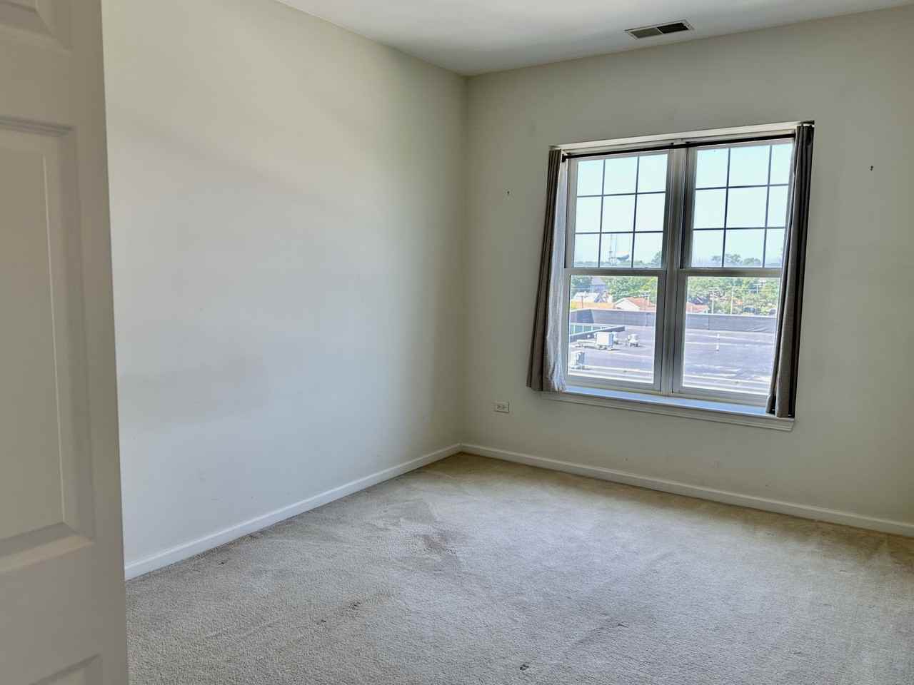 5100 West 96th Street - Photo 5 of 19