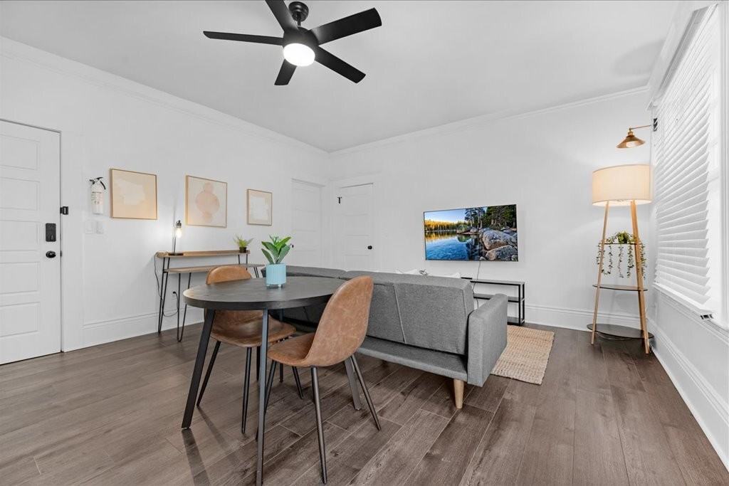 224 North Fulton Street - Photo 6 of 14