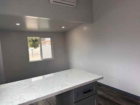 6595 Oasis Ave - 103 - Photo 5 of 25