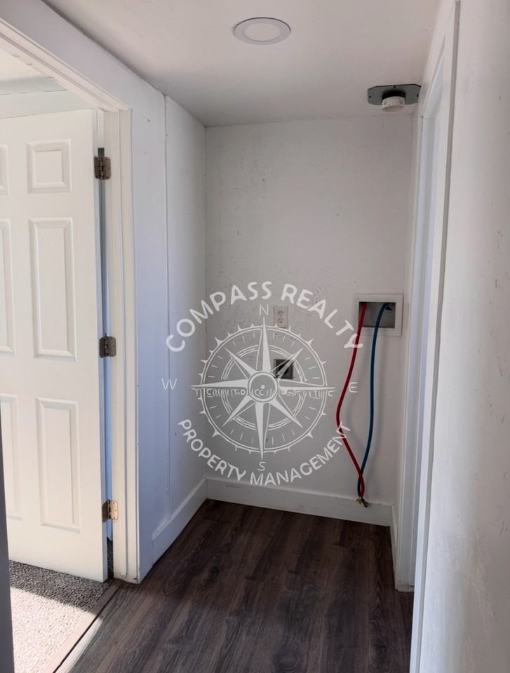 245 Marvista Lane - Photo 2 of 13