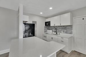 featured image of 14 21st St N