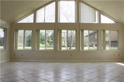 317 N Mechanic St #1 - Photo 3 of 11