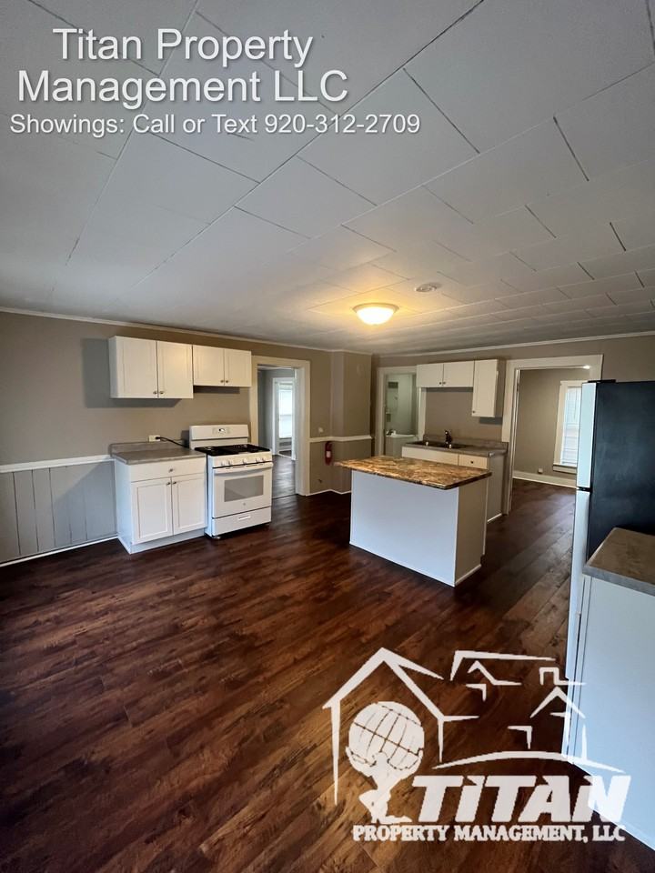 326 W 6th Ave #A - Photo 5 of 12