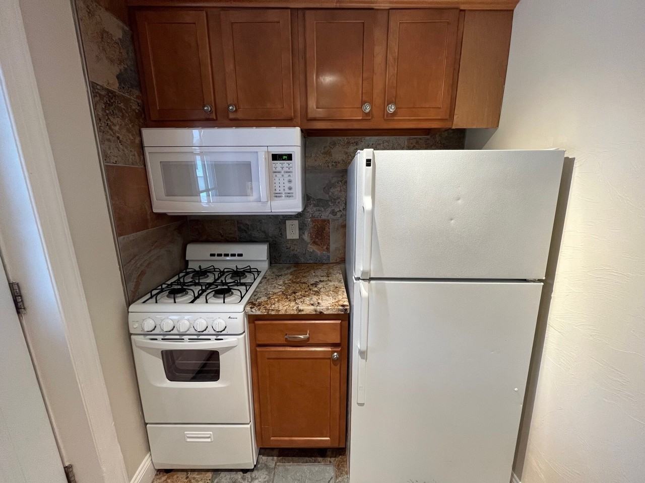6815 Penn Ave #1 - Photo 2 of 19
