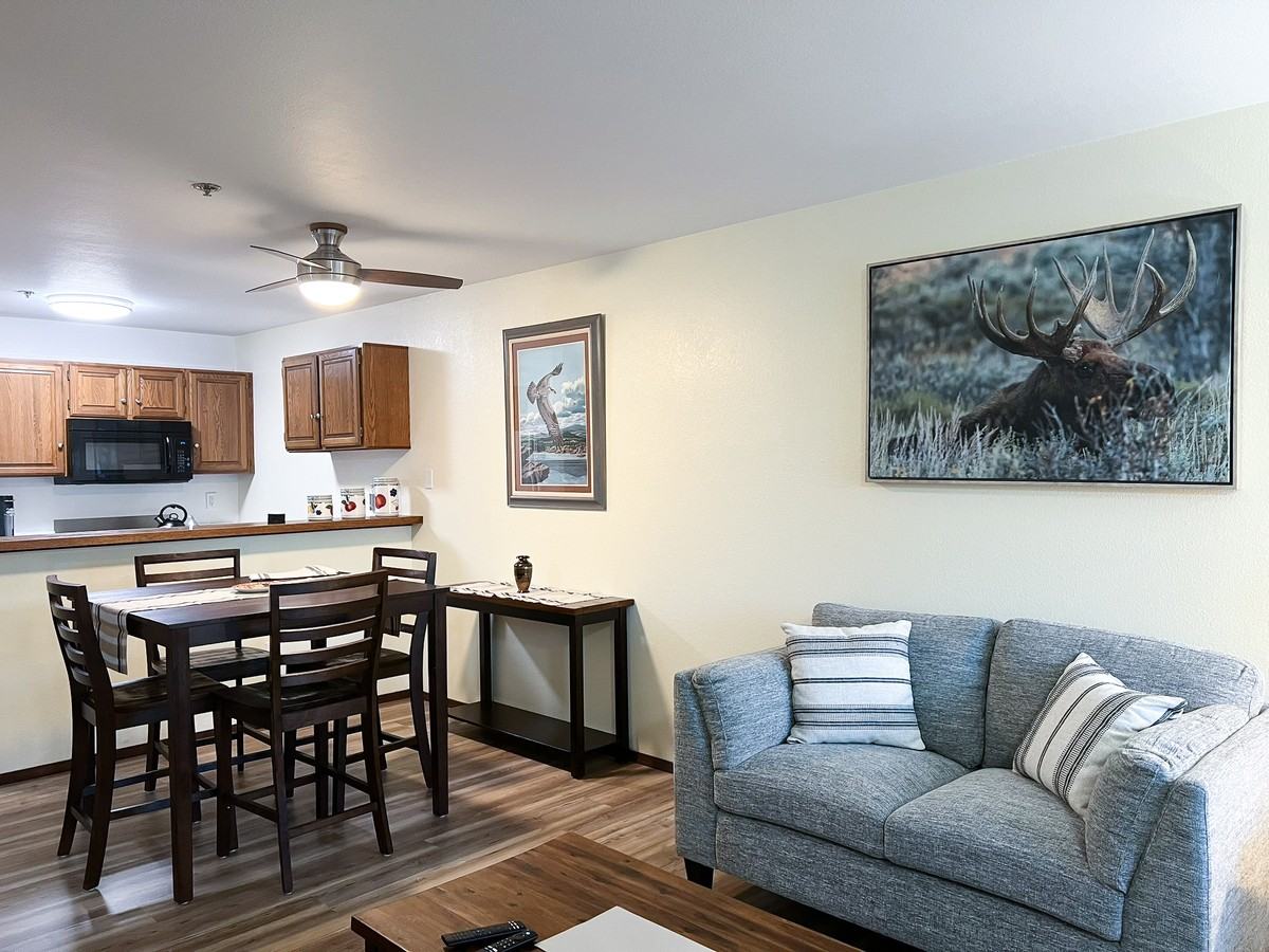 380 E 11th Ave #1 - Photo 3 of 25