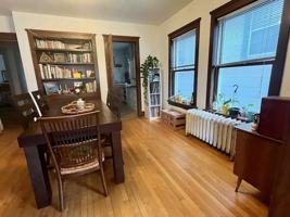 featured image of 205 N Pinckney St #1