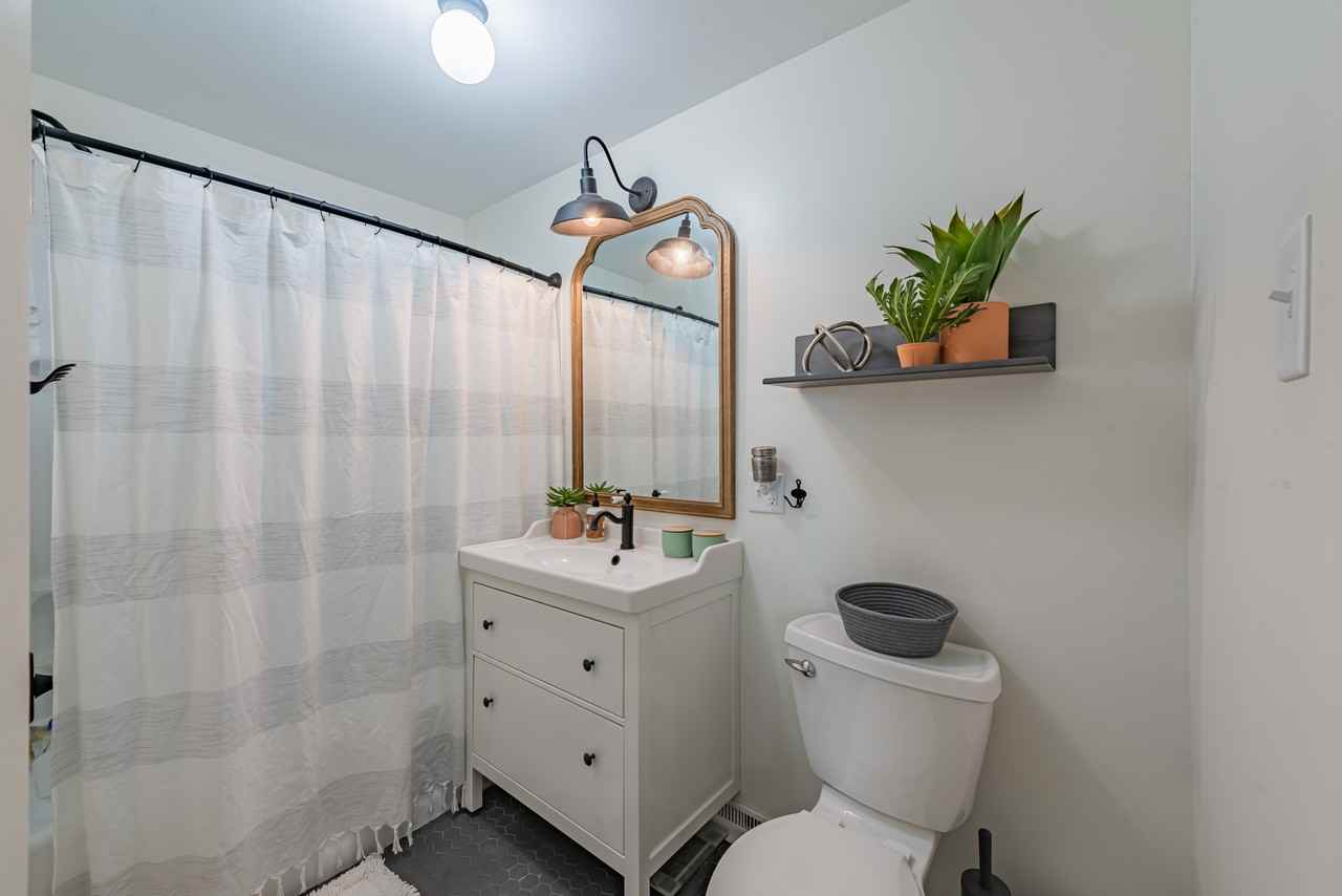 112 N Maple Ave #1 - Photo 2 of 15