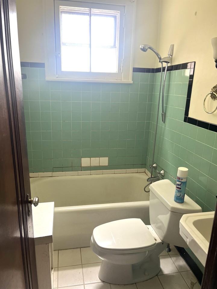 540 Brinton Ave #2 - Photo 3 of 11