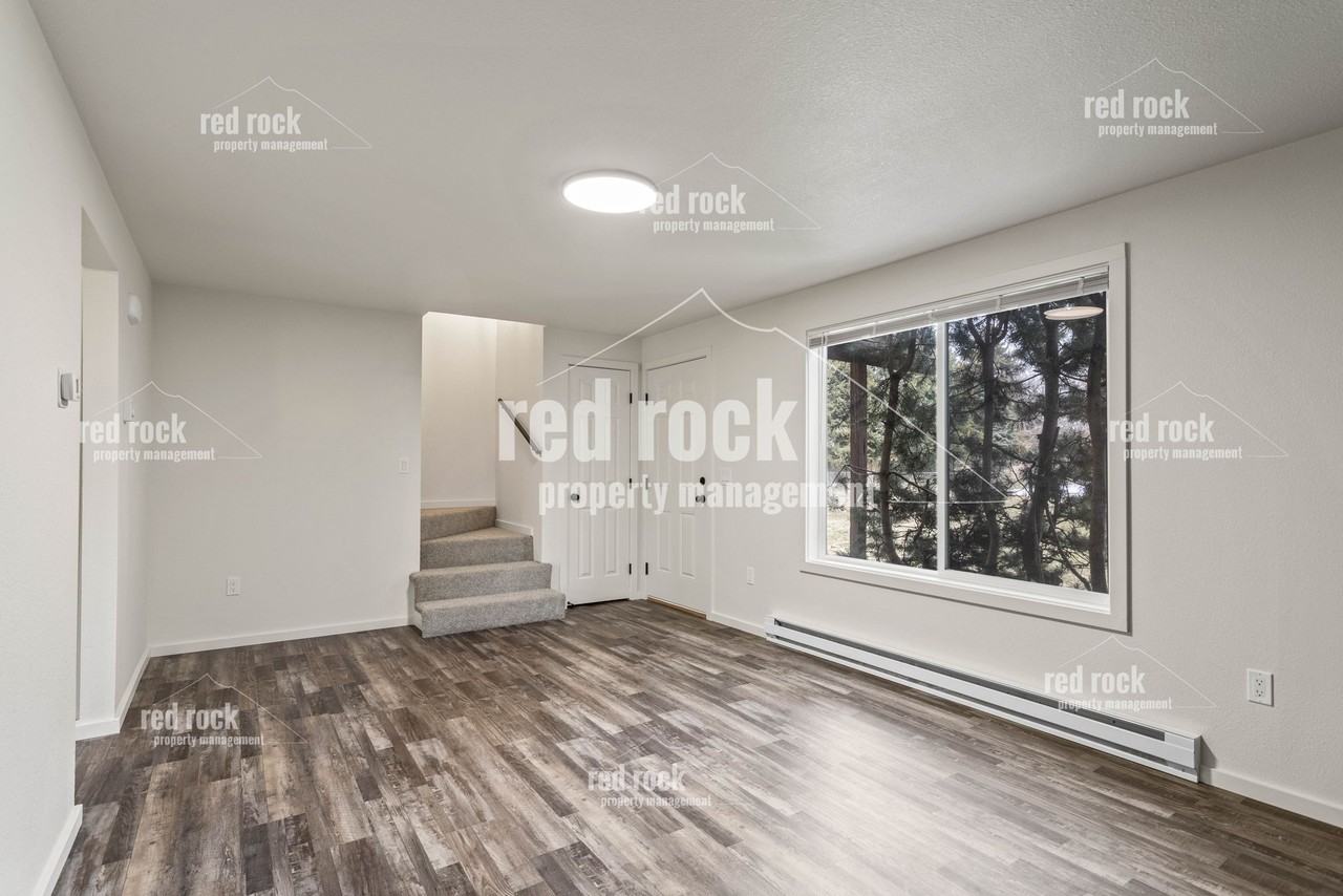 4207 N Abbey Rd #3 - Photo 5 of 17