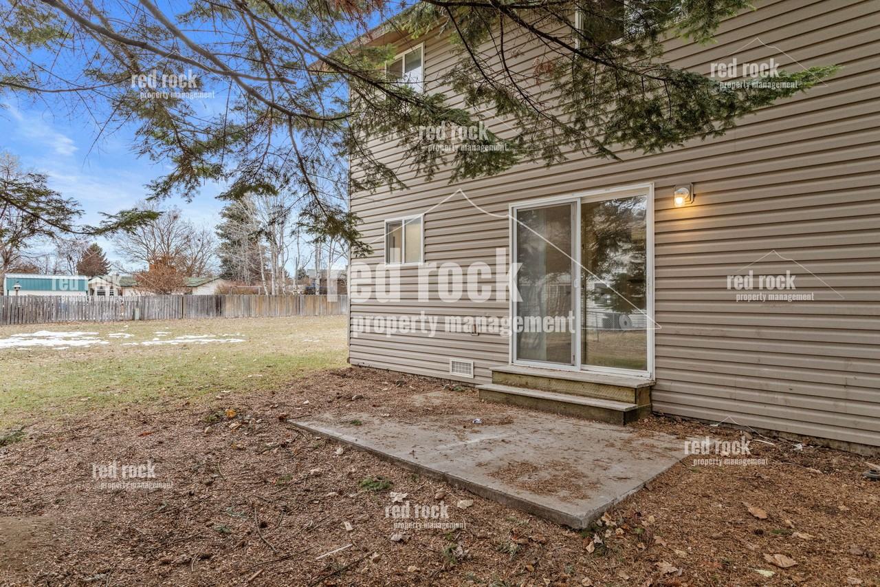 4207 N Abbey Rd #3 - Photo 3 of 17