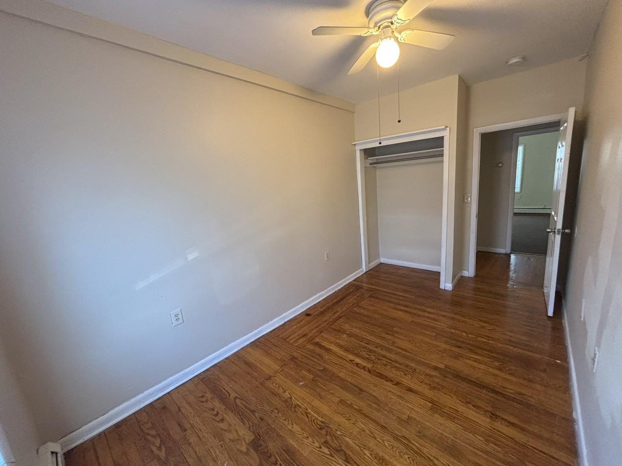 256 Ontario St - Photo 4 of 17