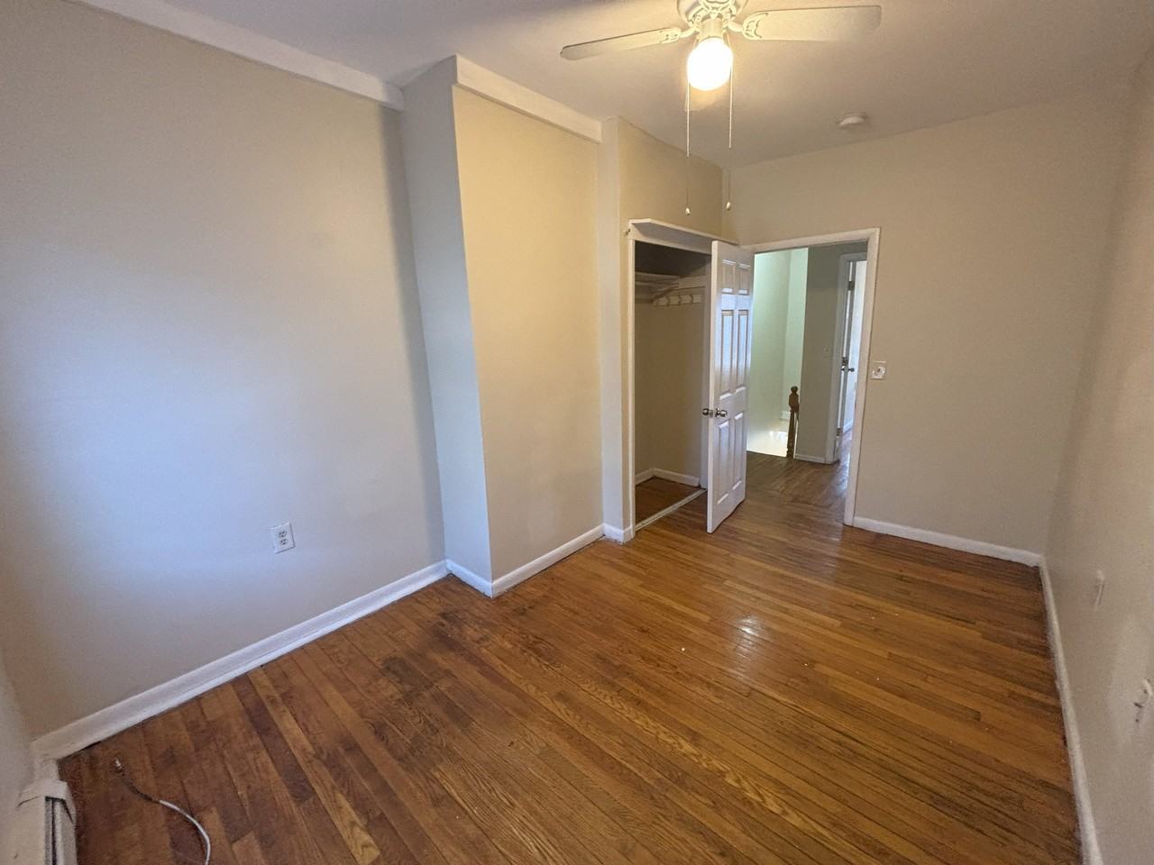 256 Ontario St - Photo 4 of 17