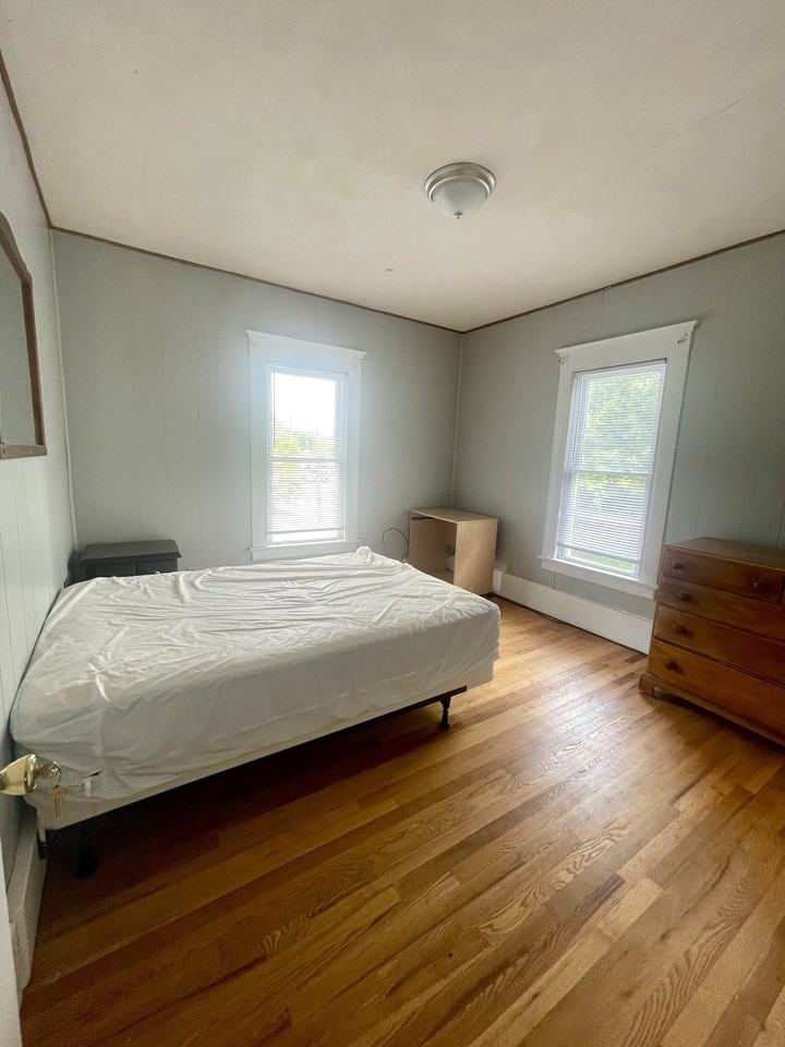 22 Frank St - Photo 5 of 7