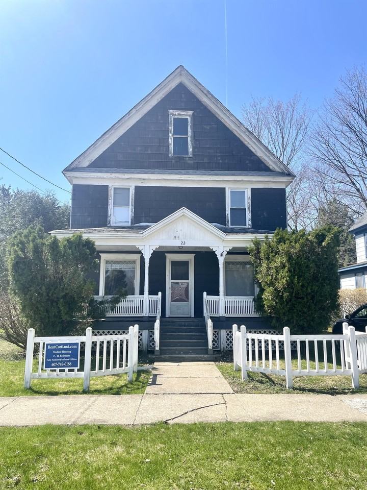 22 Frank St
