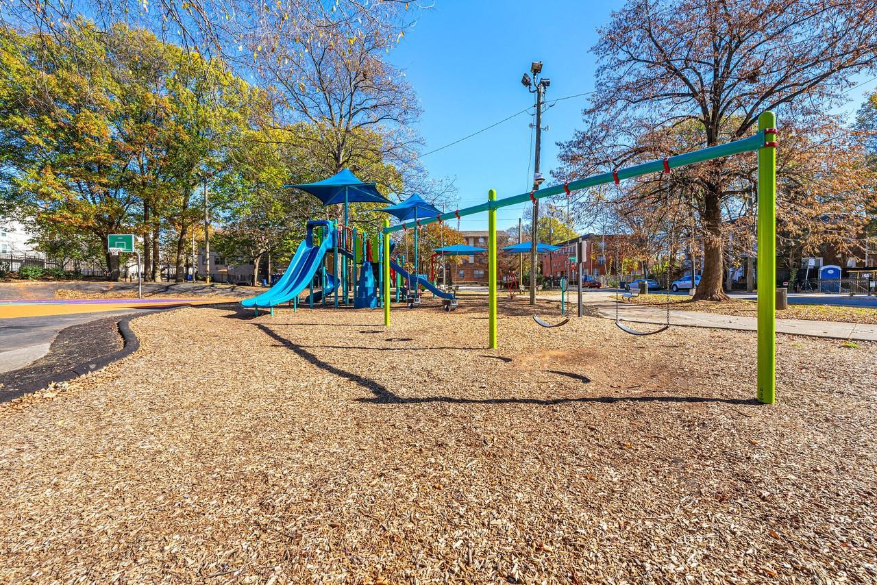 447 Wabash Ave Ne #1 - Photo 6 of 20