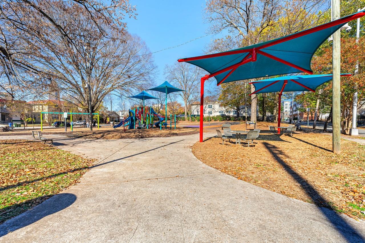 447 Wabash Ave Ne #1 - Photo 2 of 20