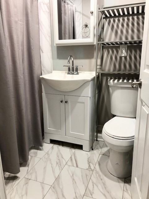 534 Saint Mary St #1 - Photo 4 of 12