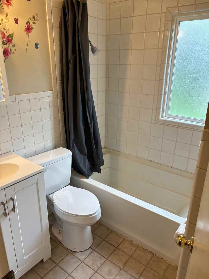 206 Wesley St - Photo 7 of 11