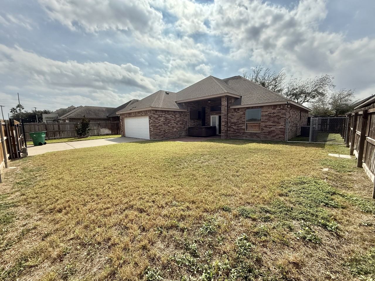 1200 W Park Dr - Photo 5 of 19