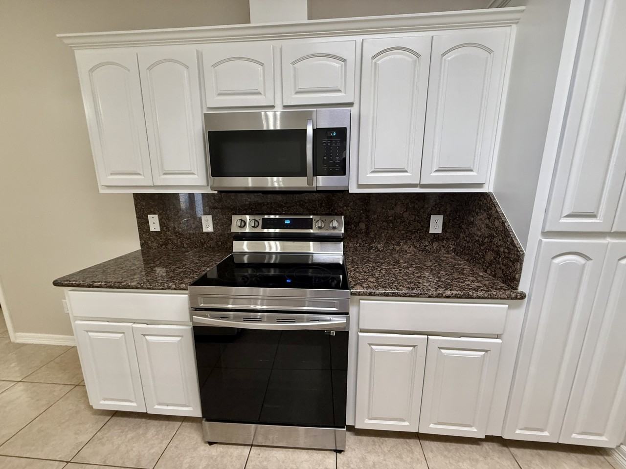 1200 W Park Dr - Photo 4 of 19