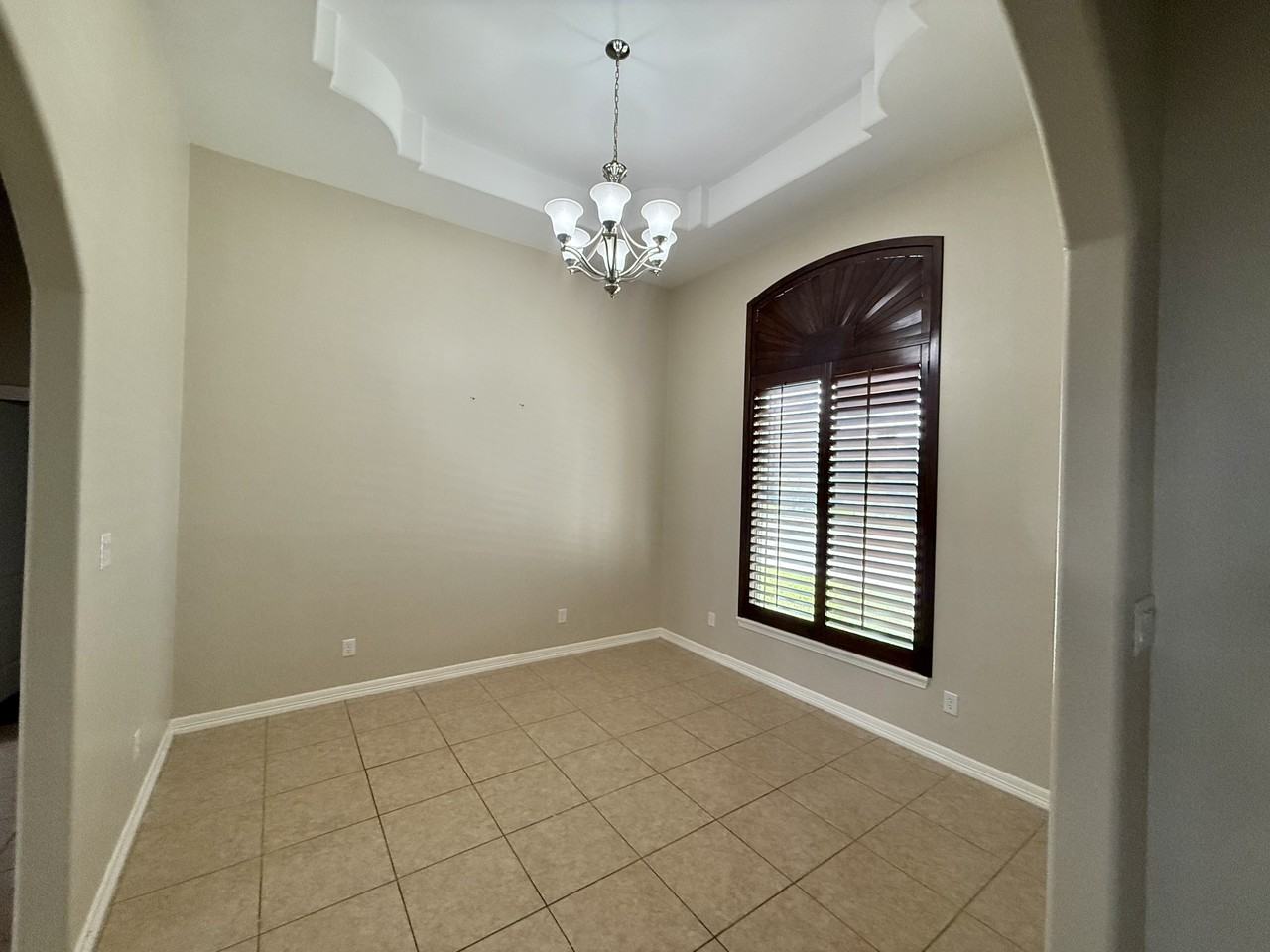 1200 W Park Dr - Photo 6 of 19