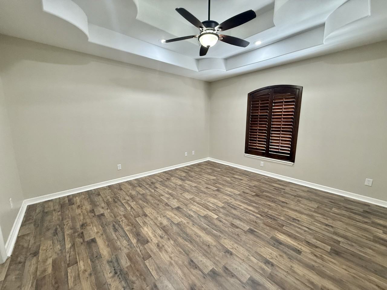 1200 W Park Dr - Photo 6 of 19