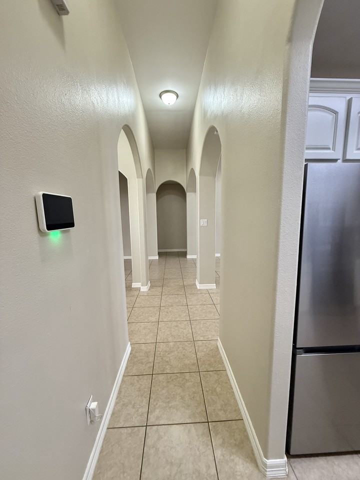 1200 W Park Dr - Photo 7 of 19