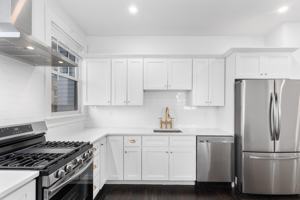 featured image of 8 Barnes St #1