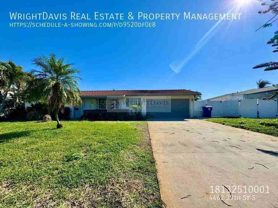 4462 39th St S - Photo 2 of 44