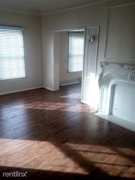 436 N Ardmore Ave - Photo 2 of 9