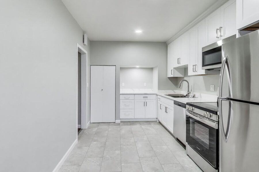 37 12th Ave - Photo 3 of 50