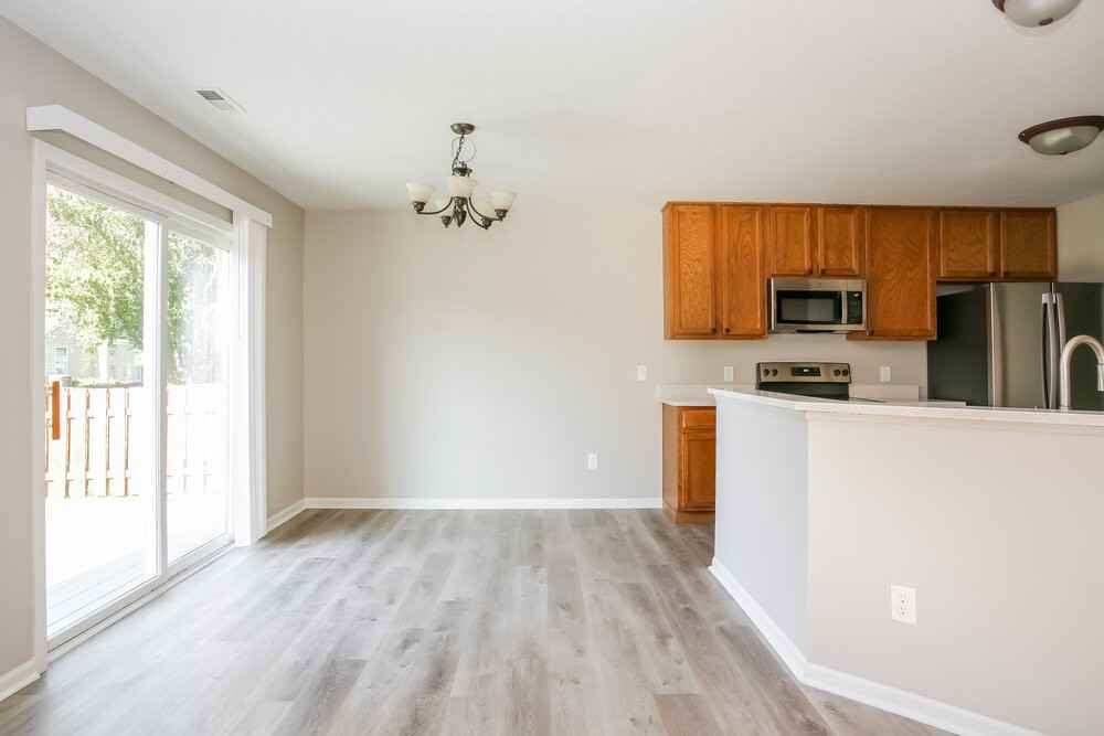 5754 Wooden Plank Rd - Photo 7 of 16