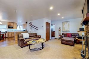 featured image of 889 Tallac Ave