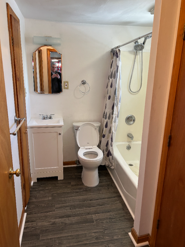 9 Baker St - Photo 3 of 11