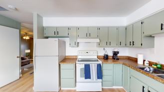 903 W 11th St - Photo 1 of 1