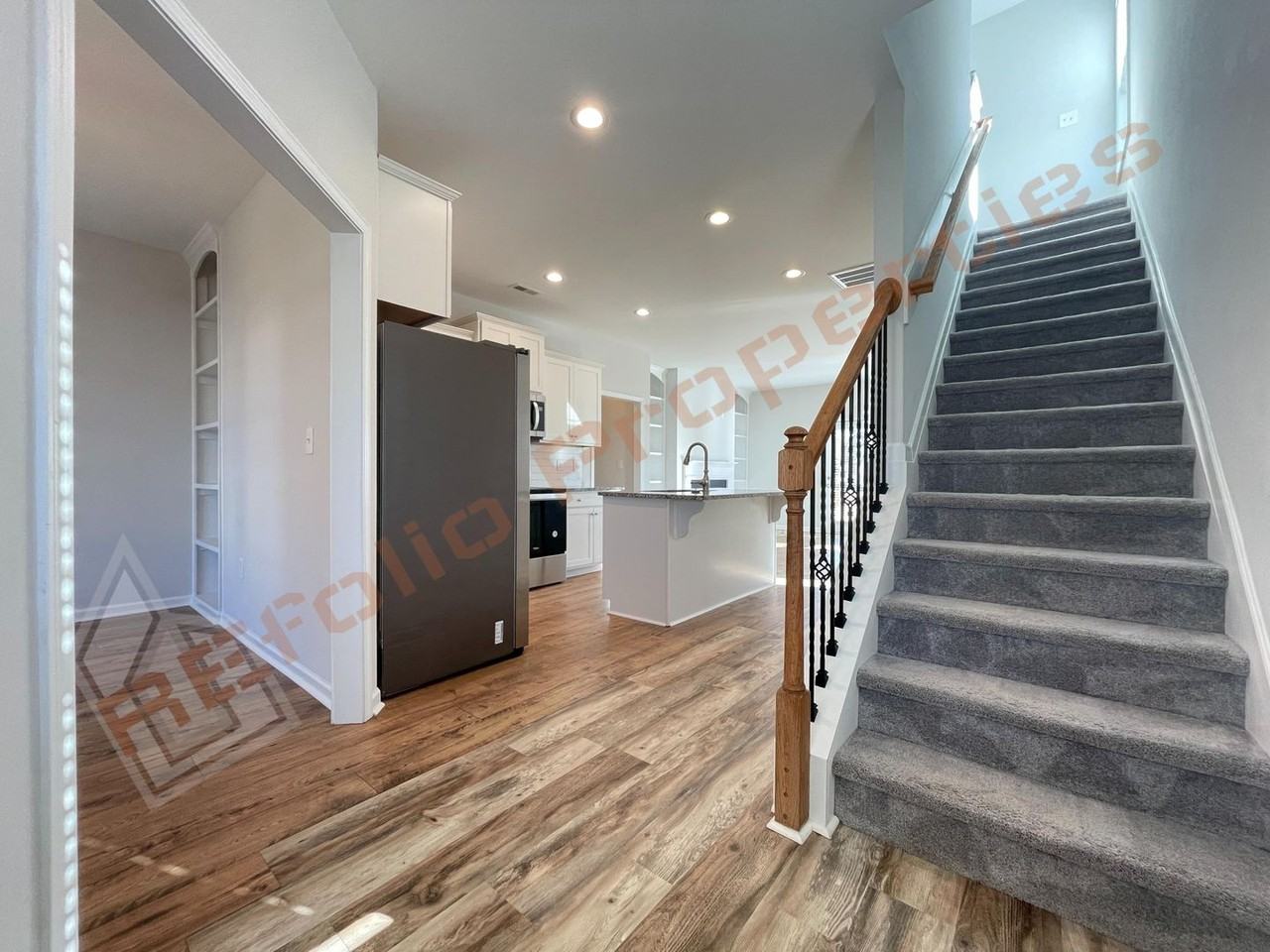 70 Patagonia Pl - Photo 2 of 32