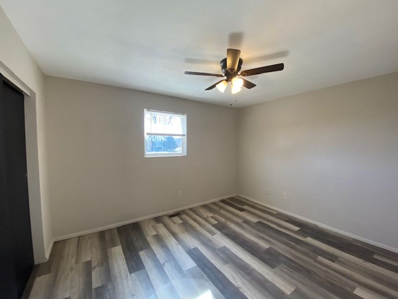 3331 Upper Valley Pike - Photo 2 of 13