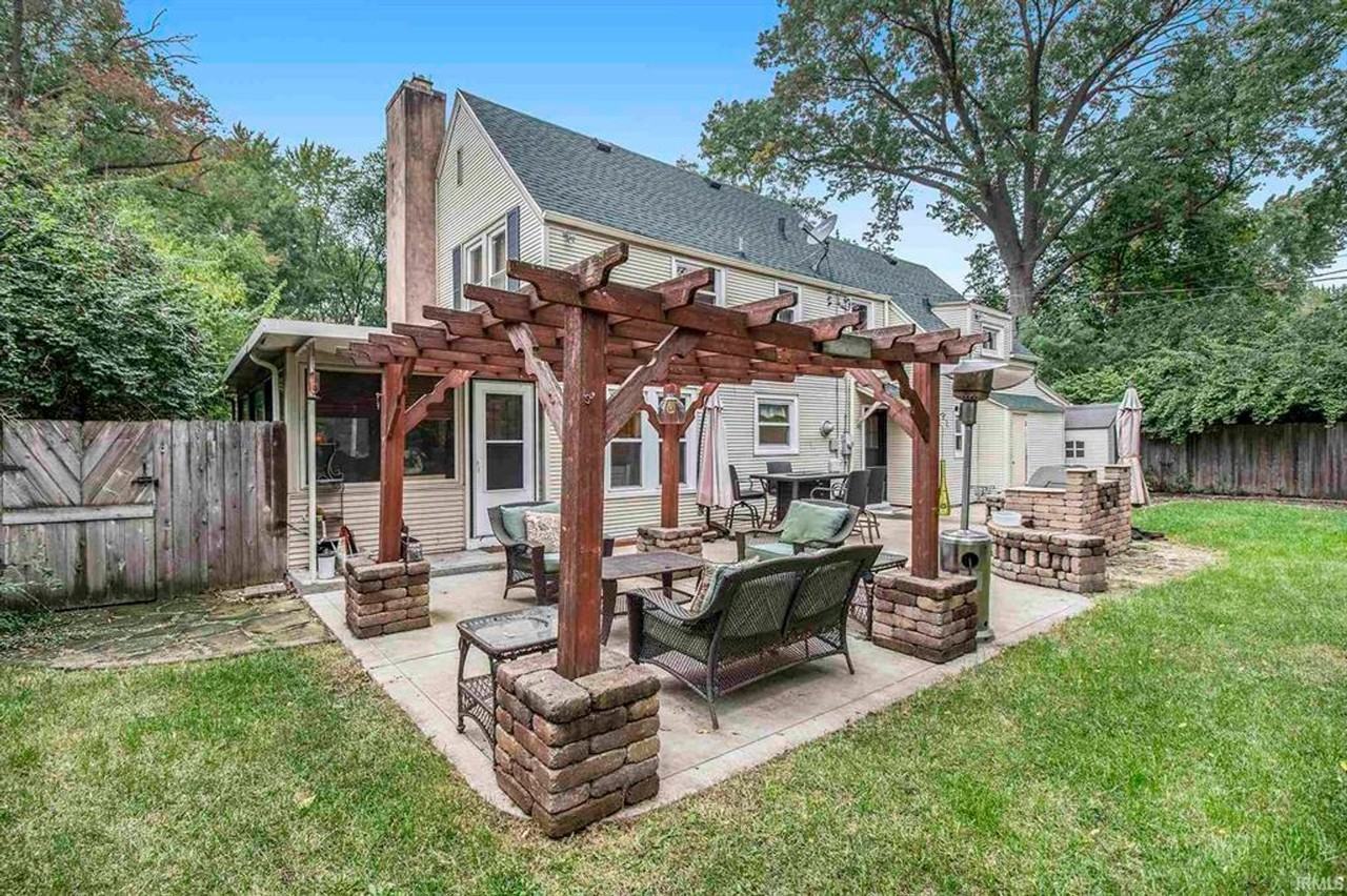 322 S Twyckenham Dr - Photo 4 of 20