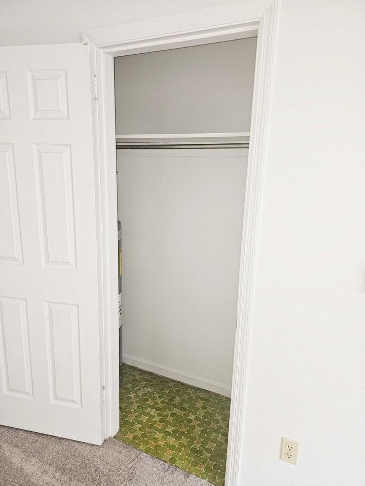 Highview Apartments - Photo 2 of 10